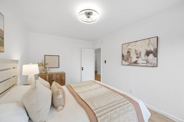 2425 Alameda De Las Pulgas, San Mateo, CA 94403