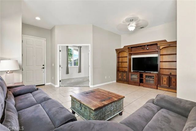 38931 Huddlestone Court, Murrieta, CA 92563