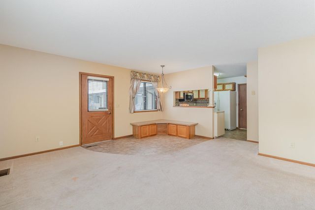 103 96th Lane NE, Blaine, MN 55434