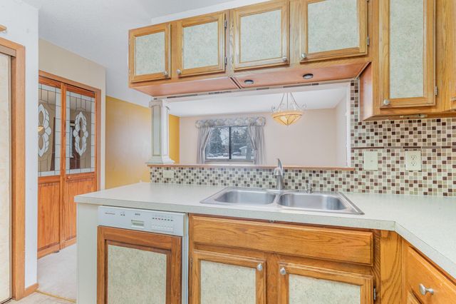 103 96th Lane NE, Blaine, MN 55434