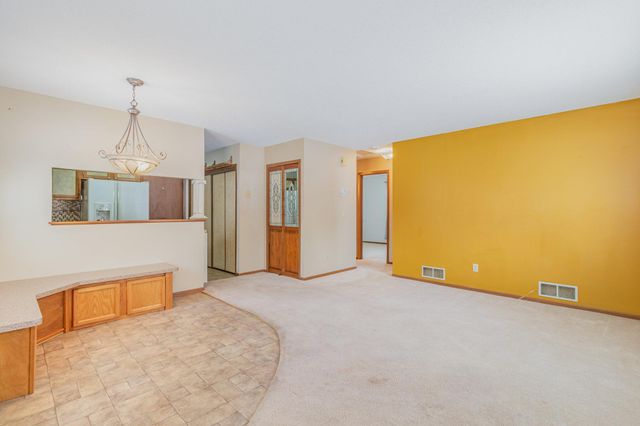 103 96th Lane NE, Blaine, MN 55434