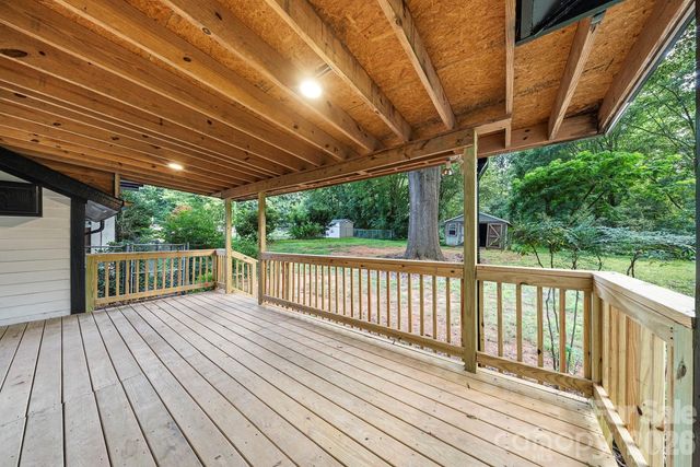 4739 Squirrel Nest Lane, Charlotte, NC 28227