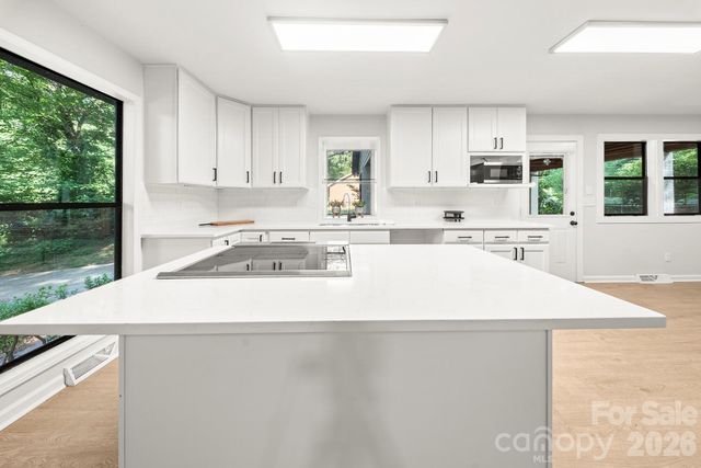 4739 Squirrel Nest Lane, Charlotte, NC 28227