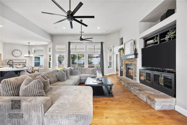 11605 Yarborough, Bakersfield, CA 93312