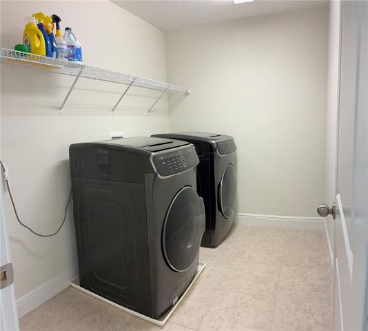 5631 GRAND SONATA AVENUE, Lutz, FL 33558