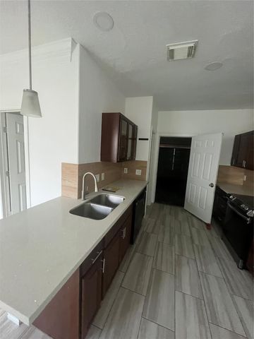 12607 Panther Villa Court, Houston, TX 77099