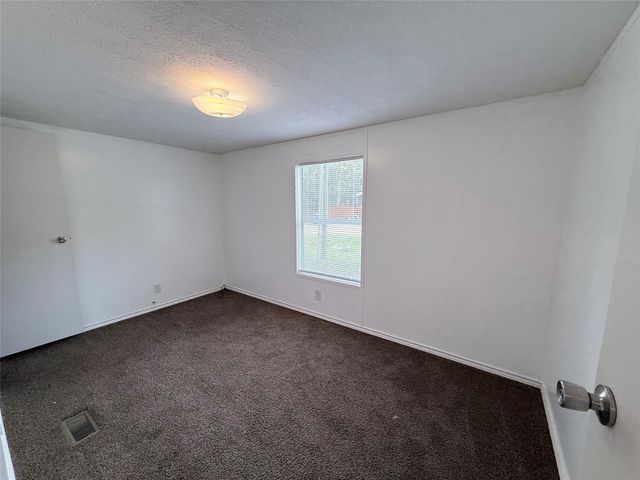 386 Ithica, Livingston, TX 77351