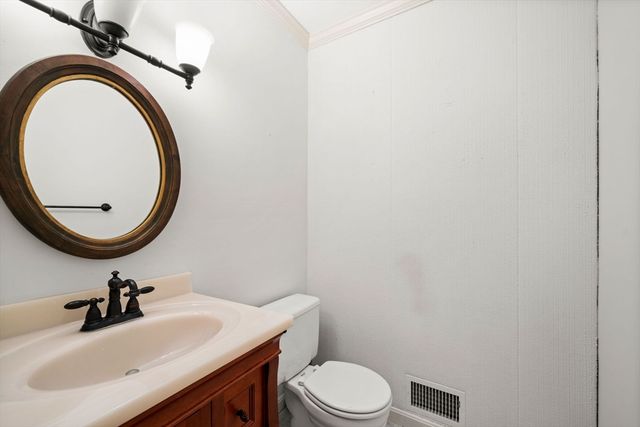 71 Princeton St 213, Chelmsford, MA 01863