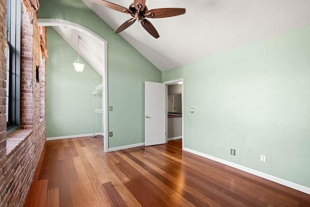 71 Princeton St 213, Chelmsford, MA 01863