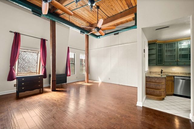 71 Princeton St 213, Chelmsford, MA 01863