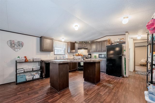 736 Road 7000, Cleveland, TX 77327