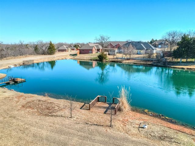 660 Westwind Dr, Newcastle, OK 73065