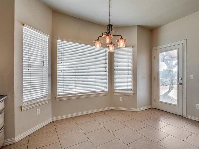 660 Westwind Dr, Newcastle, OK 73065