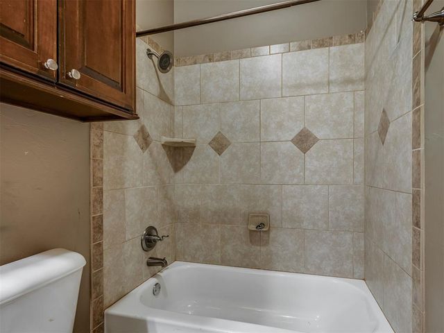 660 Westwind Dr, Newcastle, OK 73065