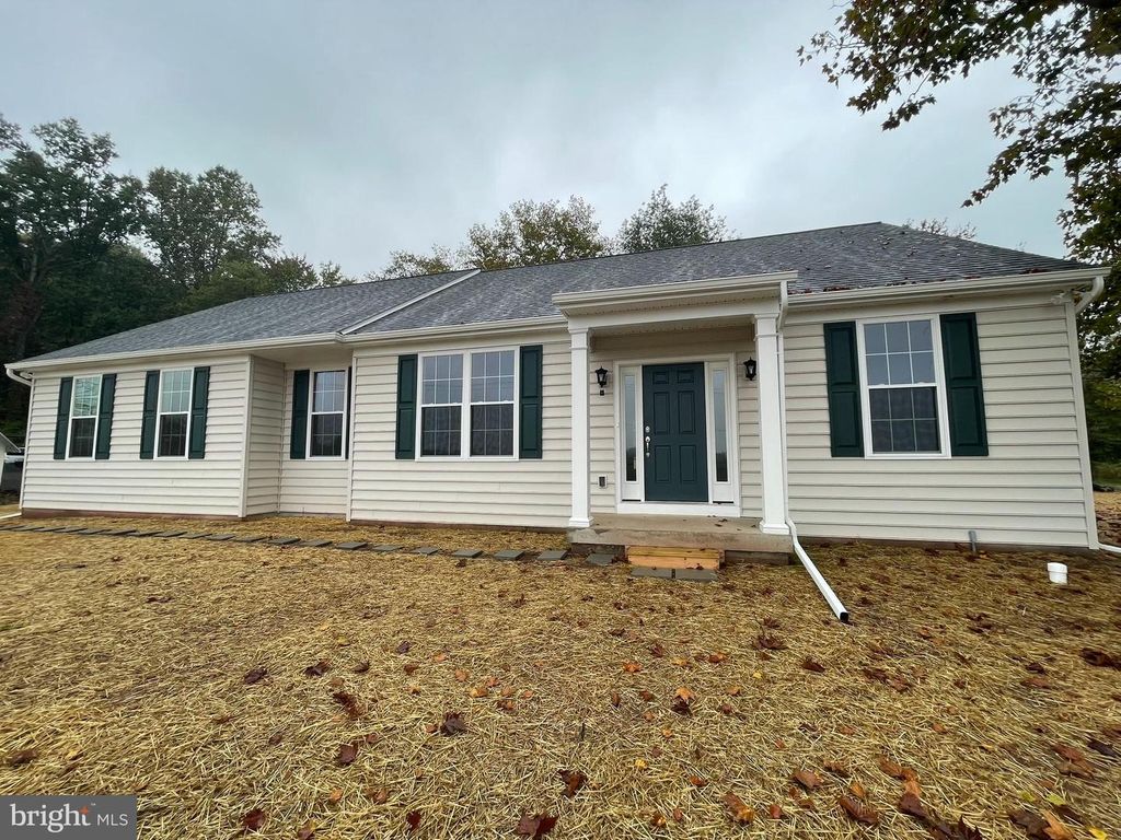 1208 OLD AIRPORT ROAD, Douglassville, PA 19518