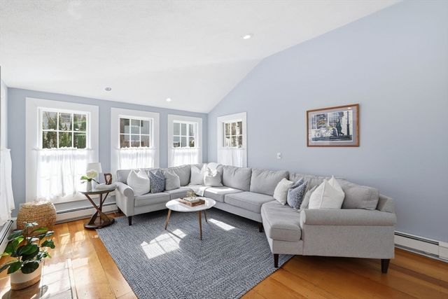 25 Irving Place, Holliston, MA 01746