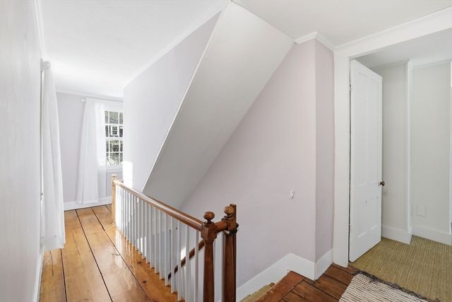 25 Irving Place, Holliston, MA 01746