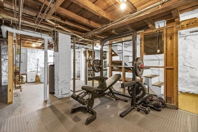 25 Irving Place, Holliston, MA 01746