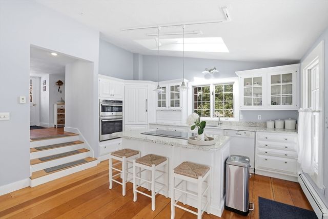 25 Irving Place, Holliston, MA 01746