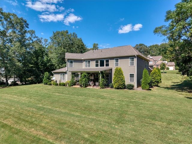 109 Vining Crossing, Belton, SC 29627