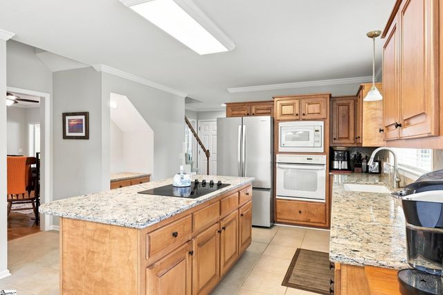 212 Crossington Way, Fountain Inn, SC 29644
