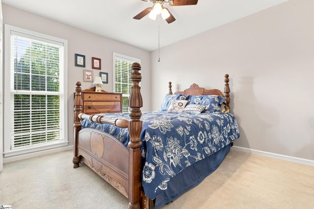 212 Crossington Way, Fountain Inn, SC 29644