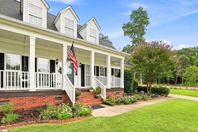 212 Crossington Way, Fountain Inn, SC 29644