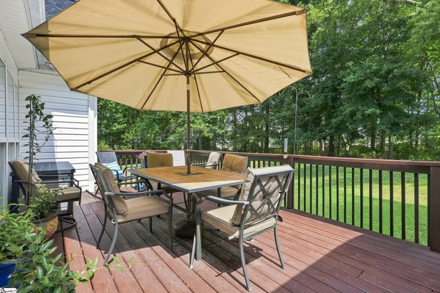 212 Crossington Way, Fountain Inn, SC 29644