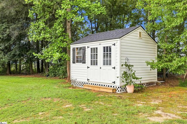 212 Crossington Way, Fountain Inn, SC 29644