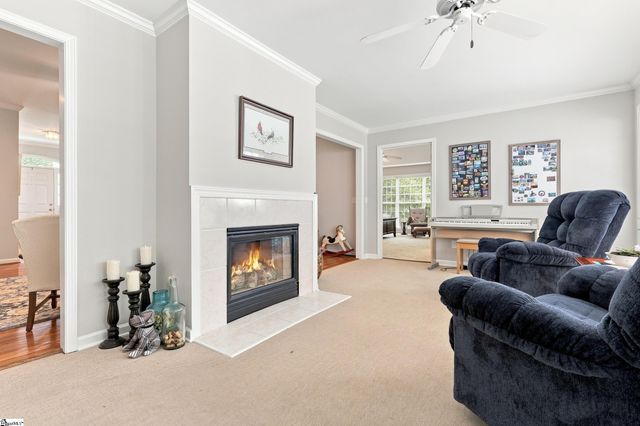 212 Crossington Way, Fountain Inn, SC 29644