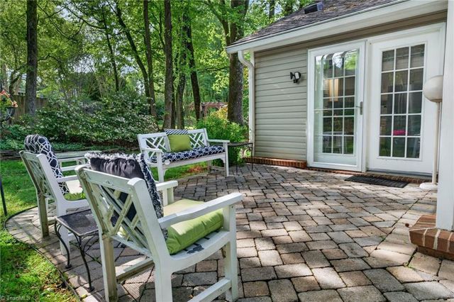 34 Brownstone Lane, Greensboro, NC 27410
