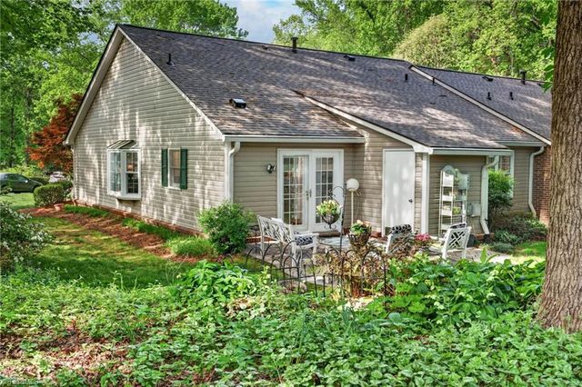 34 Brownstone Lane, Greensboro, NC 27410