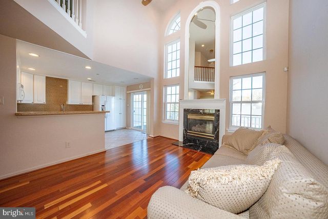 234 LOOKOUT PL, Wayne, PA 19087