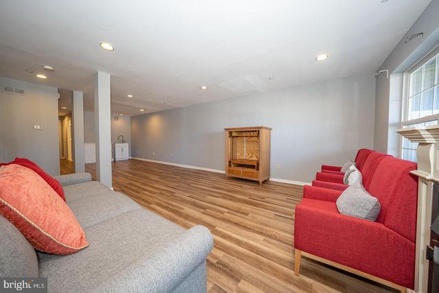234 LOOKOUT PL, Wayne, PA 19087