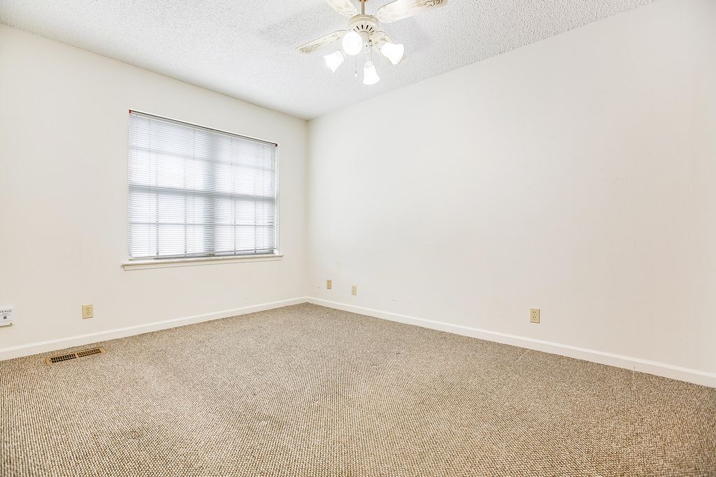Image 15 of property listing at 1738 Utah Avenue, San Angelo, TX 76904