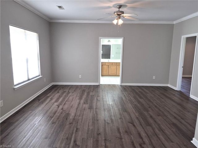 4061 Fountain Grove Drive, High Point, NC 27265