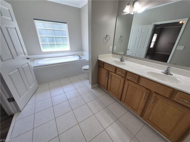 4061 Fountain Grove Drive, High Point, NC 27265