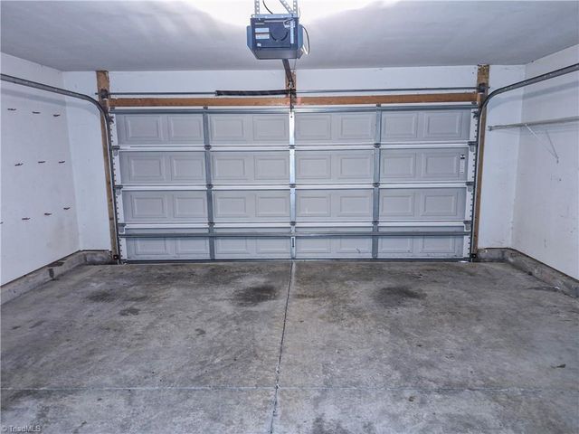 4061 Fountain Grove Drive, High Point, NC 27265