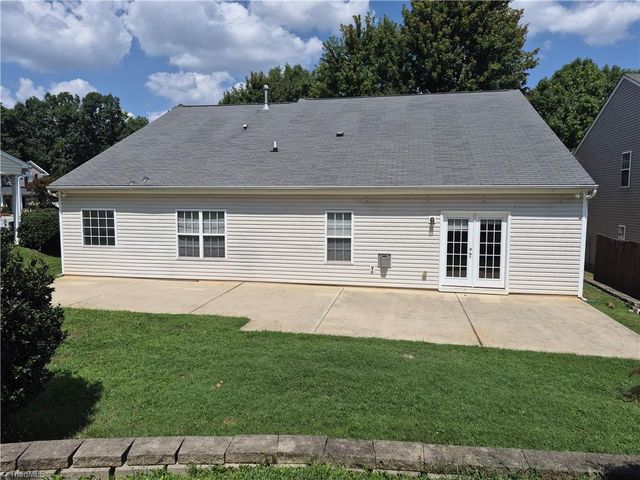 4061 Fountain Grove Drive, High Point, NC 27265