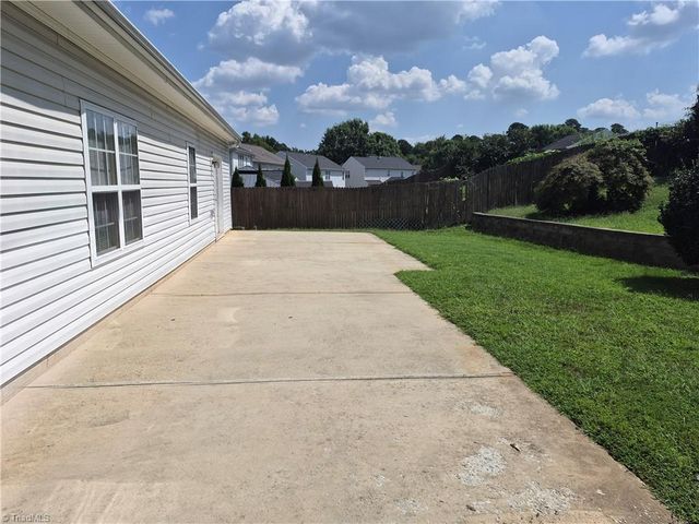 4061 Fountain Grove Drive, High Point, NC 27265
