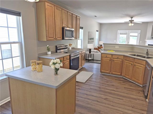4061 Fountain Grove Drive, High Point, NC 27265