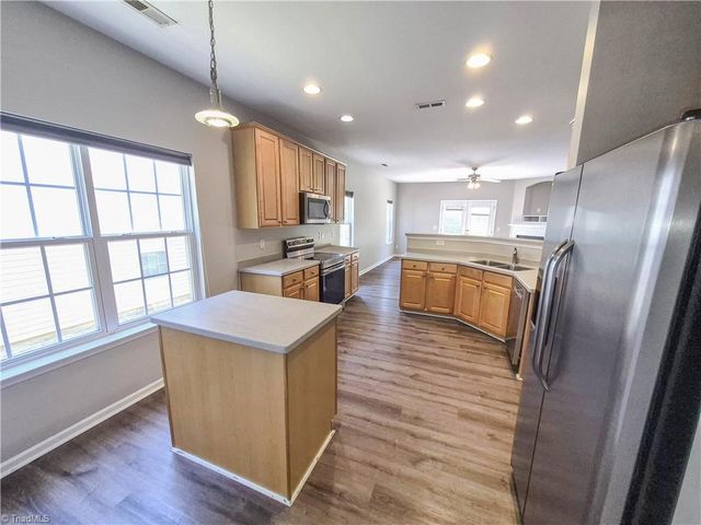 4061 Fountain Grove Drive, High Point, NC 27265