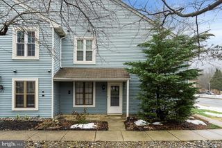 155-A BRADFORD CT, Mount Laurel, NJ 08054