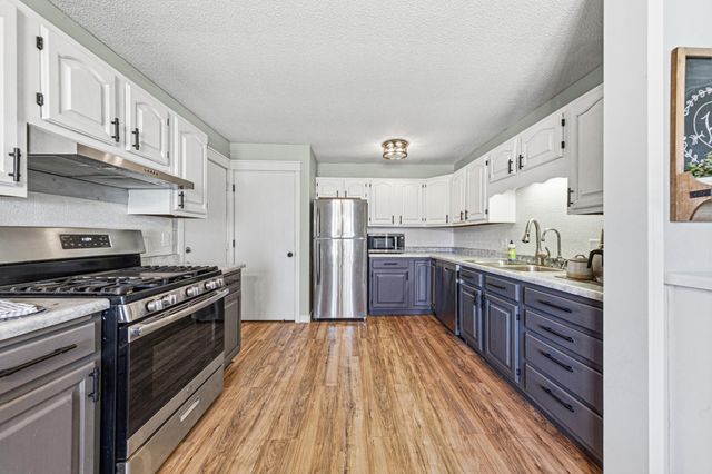 3 Devonshire Place, Mankato, MN 56001