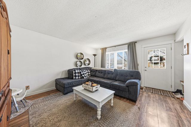 3 Devonshire Place, Mankato, MN 56001