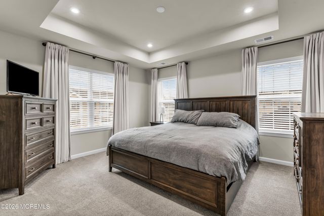 901 Arose Lane, Middletown, NJ 07748