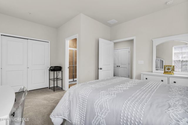 901 Arose Lane, Middletown, NJ 07748