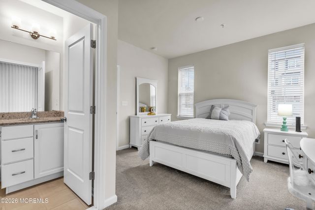 901 Arose Lane, Middletown, NJ 07748