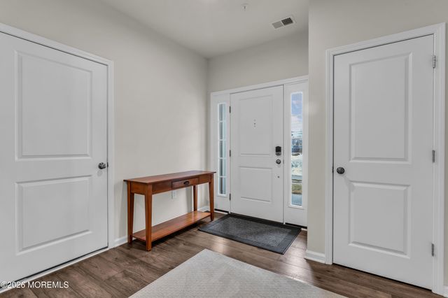 901 Arose Lane, Middletown, NJ 07748