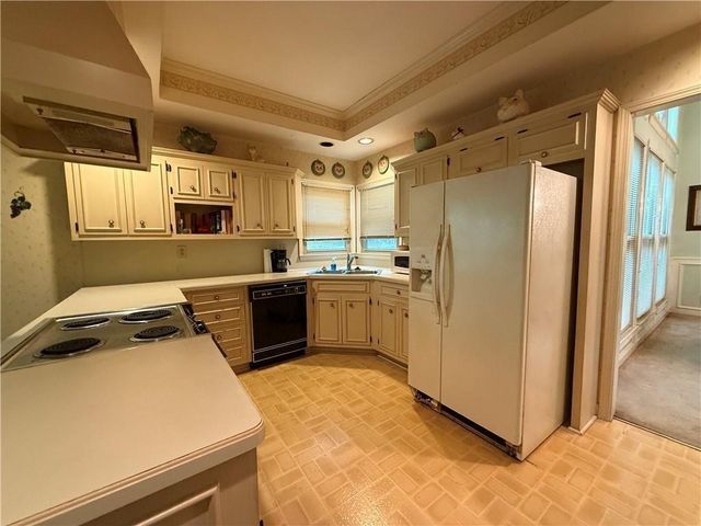 4651 Deep Creek NE Drive, Sugar Hill, GA 30518